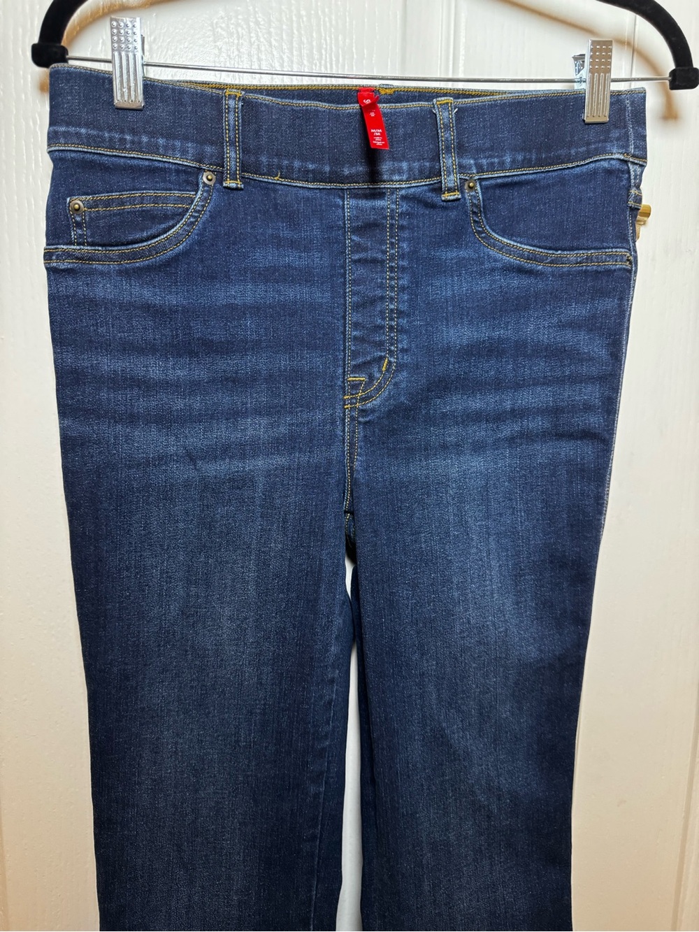 Spanx Flare Jeans Midnight Shade Dark Wash Pull On High Rise Size M - Picture 5 of 6